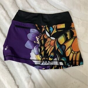 INKnBURN Vintage Flutter skirt! Sz4 beautiful butterfly design skort